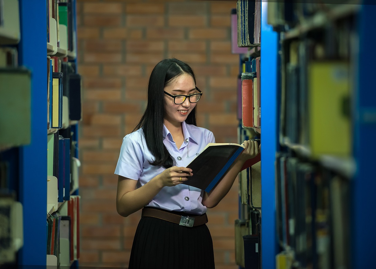女同学电影，探索女性力量的光影之旅