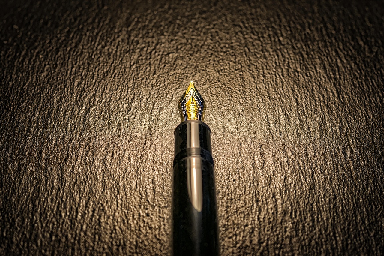 关于两米的人字梯价格的研究与探讨，最新市场动态及趋势分析
