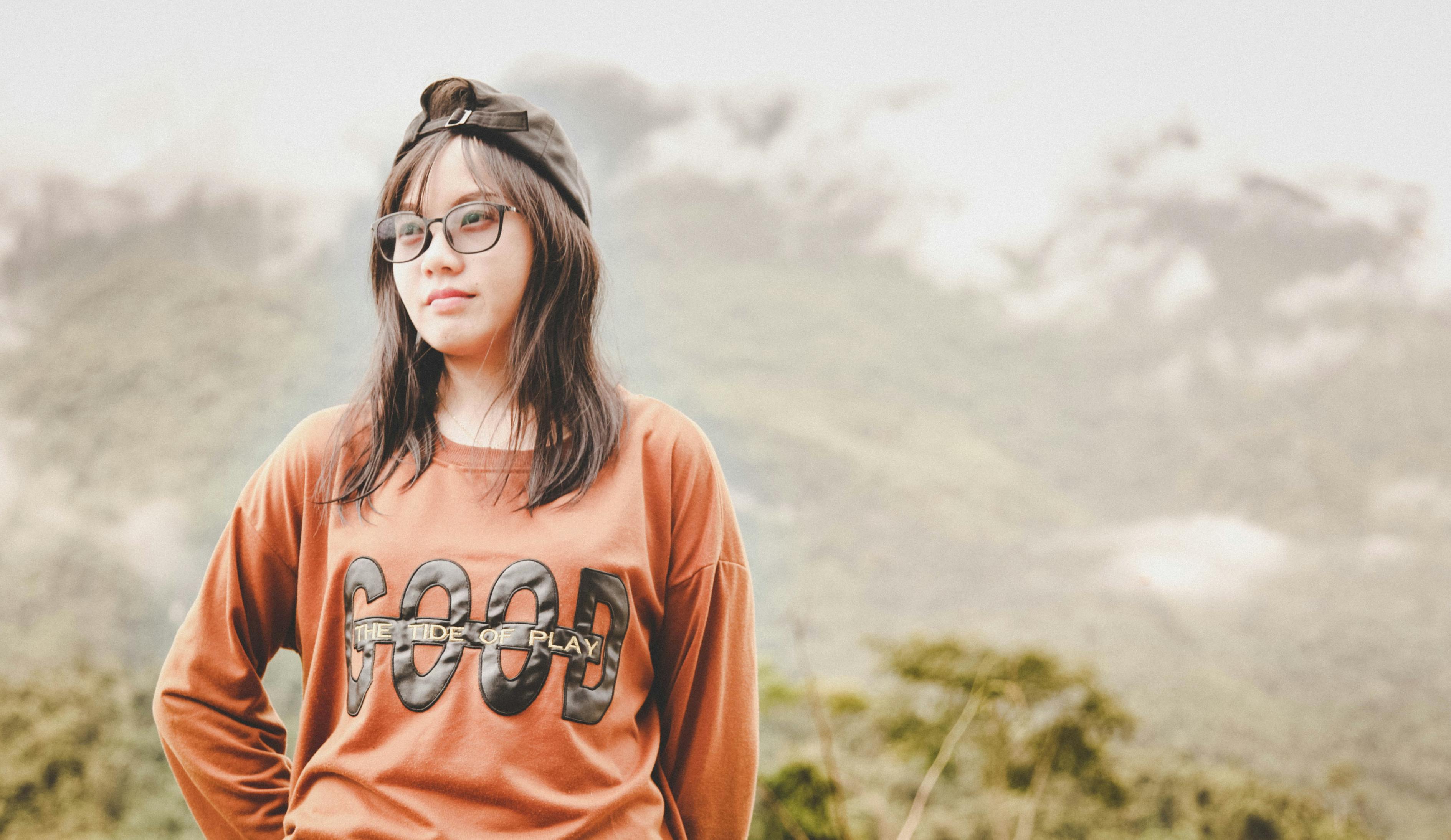 动漫美女背后的魅力与深入探索的艺术展现，美女性魅力与背后之入探索